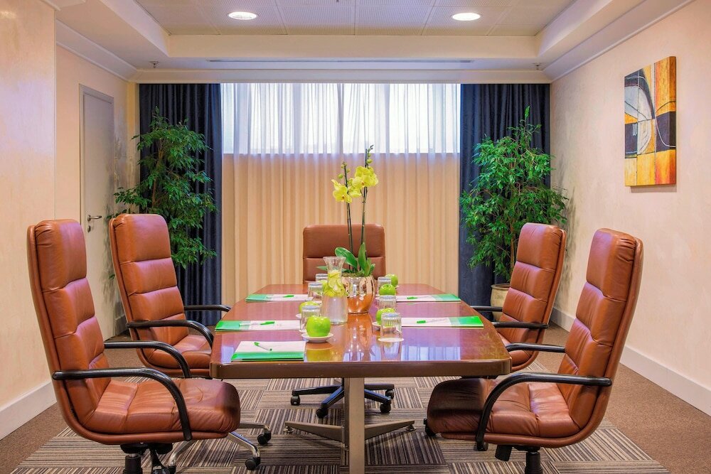 Фото Courtyard by Marriott Rome Central Park