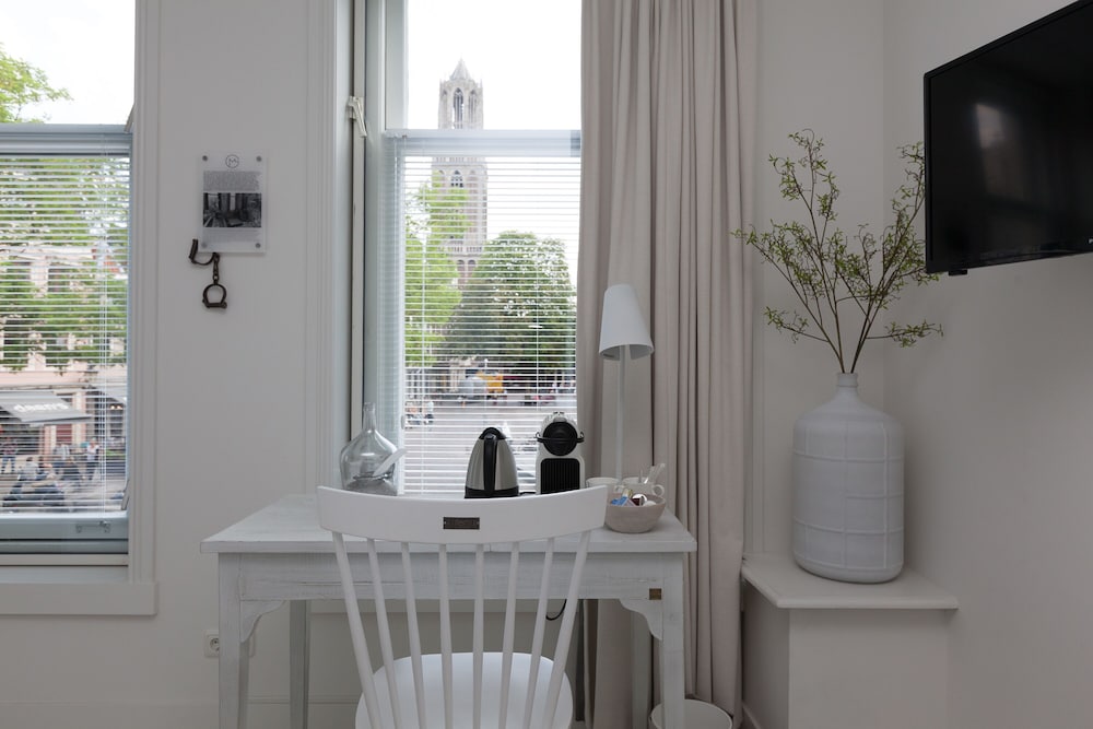 Фото Mother Goose Hotel