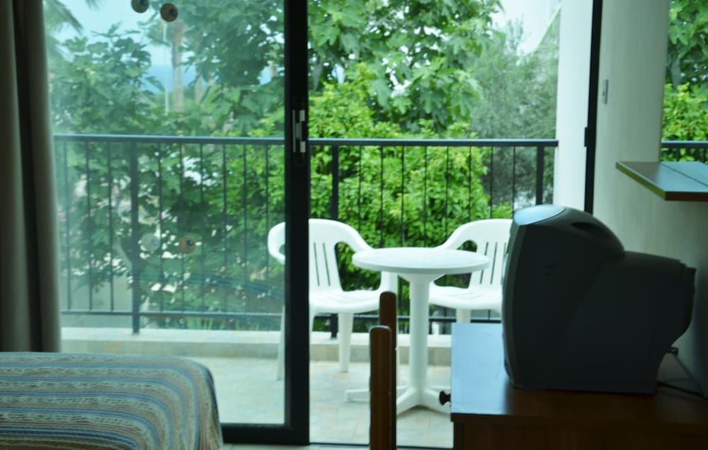 Фото Kkaras Hotel