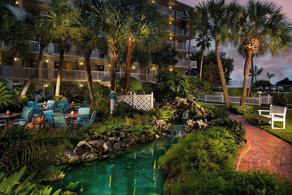 Фото RumFish Beach Resort by TradeWinds