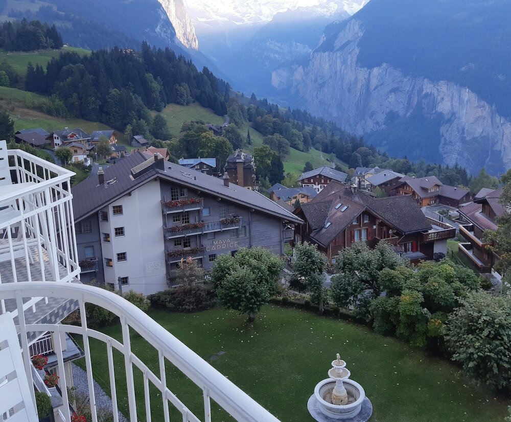 Фото Hotel Regina Wengen
