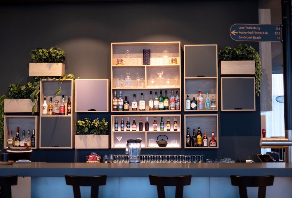 Фото IntercityHotel Amsterdam Schiphol Airport