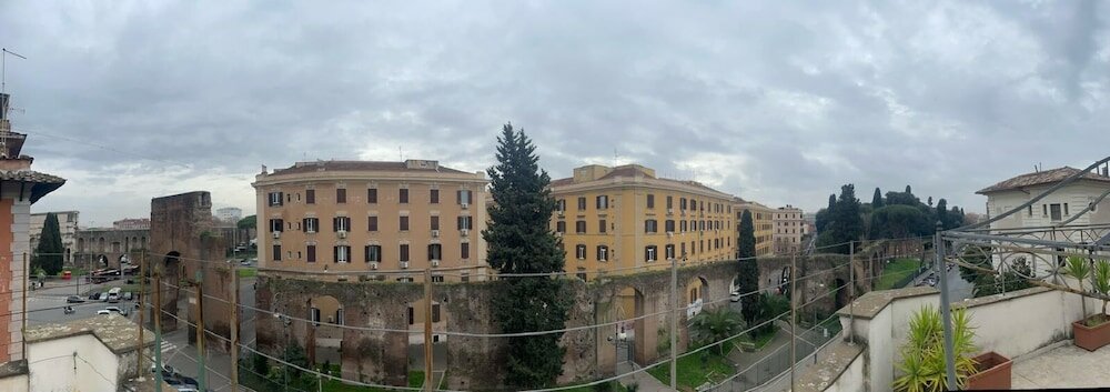 Фото Rome Experience Hostel