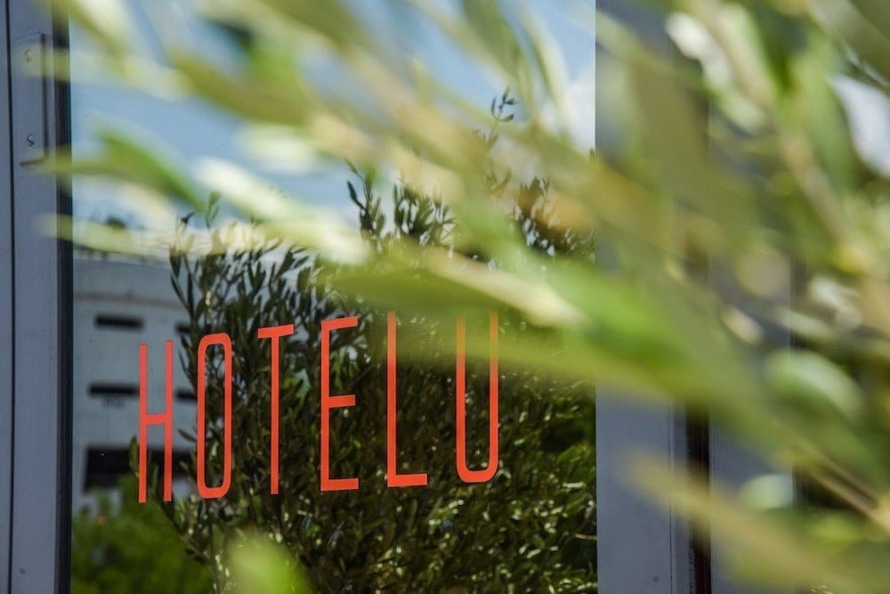 Фото Hotelo Lyon Charité