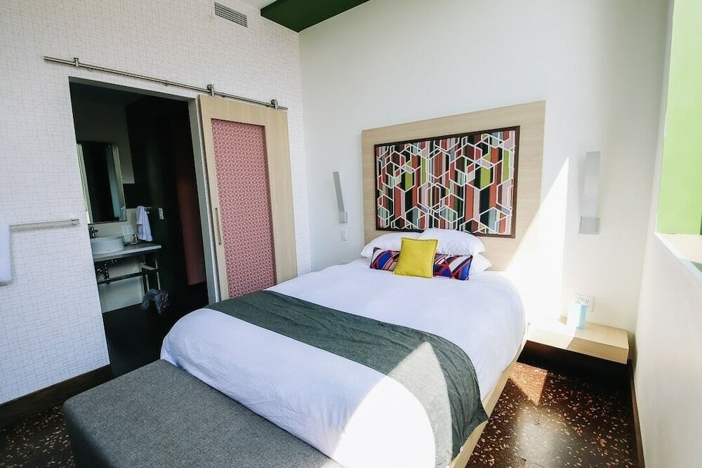 Фото CityFlatsHotel - Grand Rapids, Ascend Hotel Collection