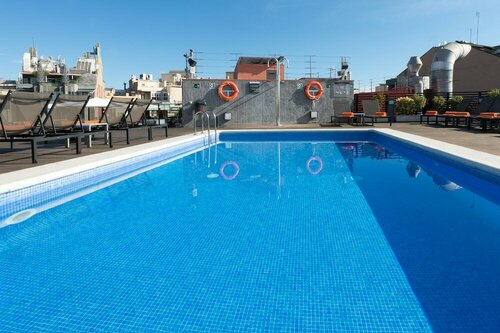 Внешний вид отеля Hotel Jazz в Барселоне, фото 2