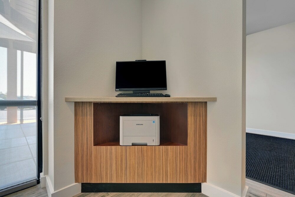 Фото TownePlace Suites by Marriott Sacramento Airport Natomas