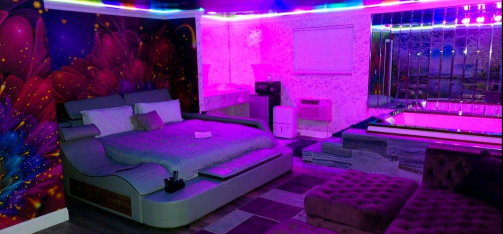 Фото Americas Best Value Inn Providence North Scituate