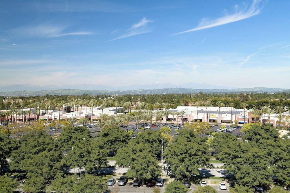 Фото Sheraton Cerritos Hotel