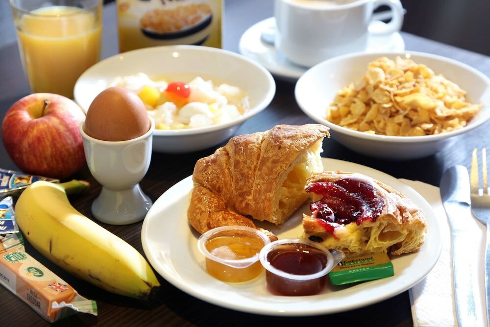 Фото Best Western Buckingham Palace Rd