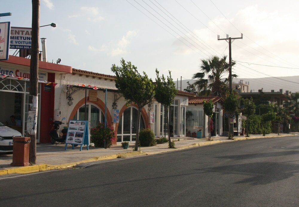 Фото Violetta Hotel