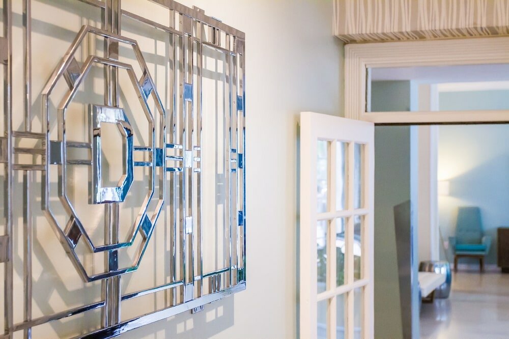 Фото Suites of Dorchester