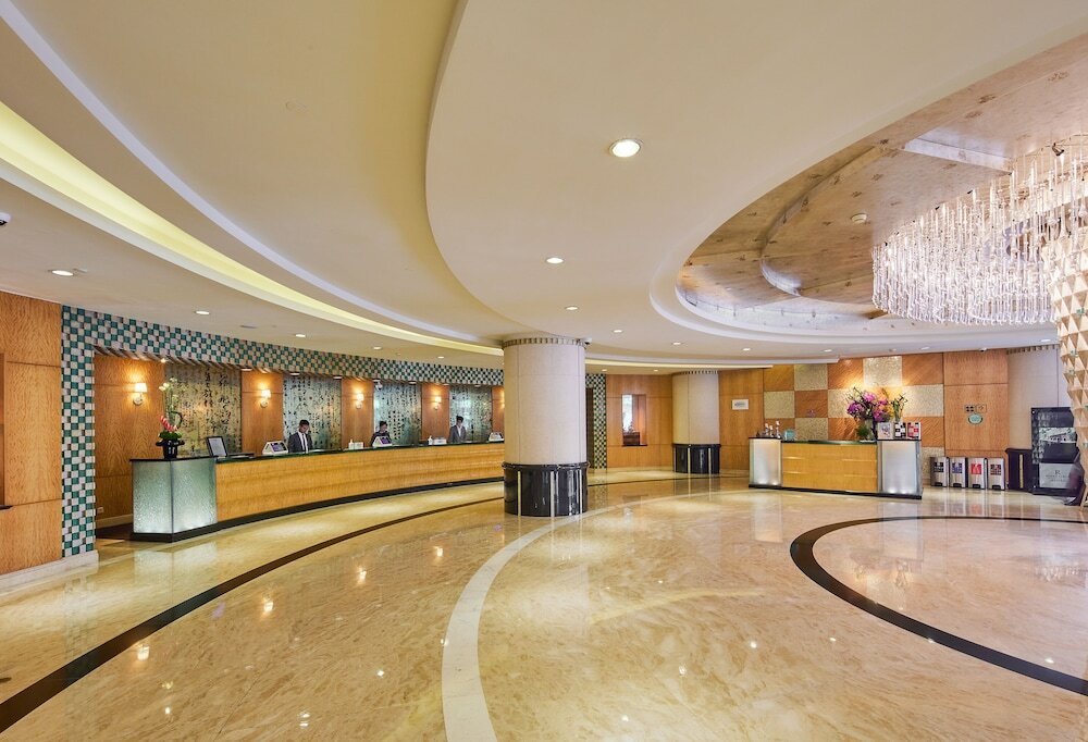 Фото Renaissance Shanghai Pudong Hotel