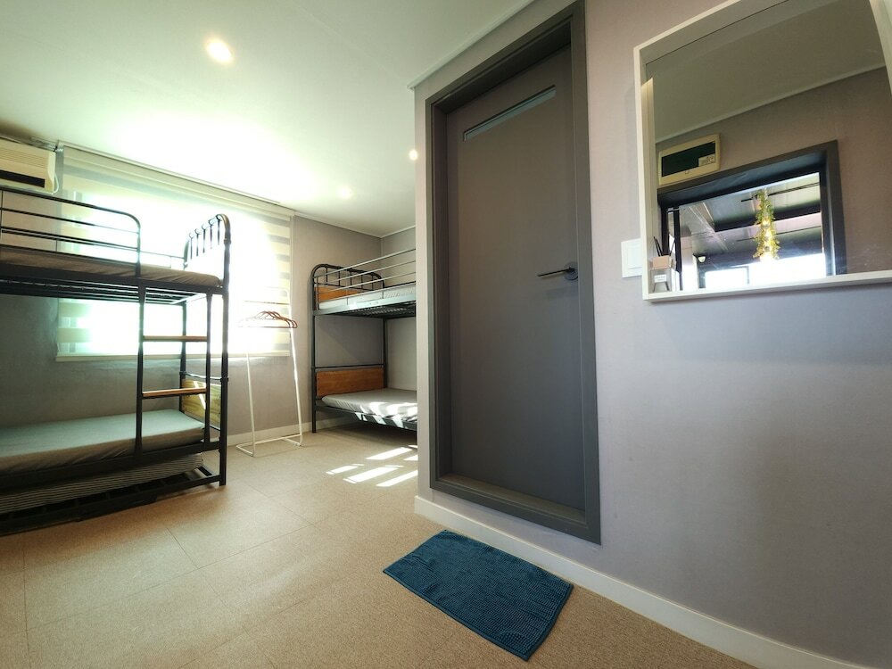 Фото Oyo Hostel Dongdaemun 1