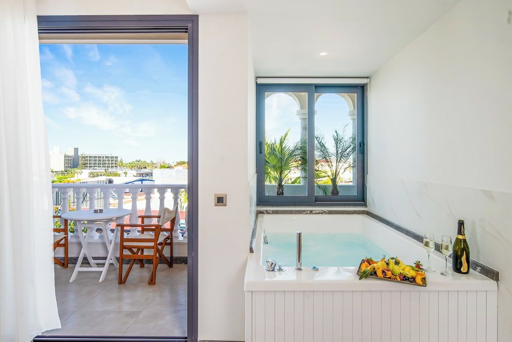 Фото Drossia Hotel