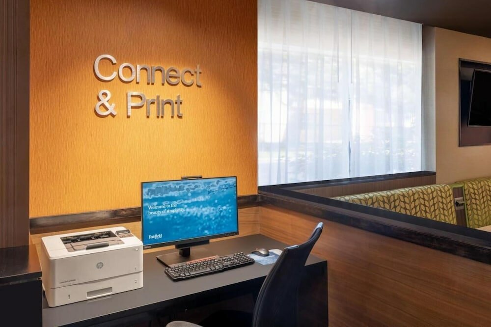 Фото Fairfield Inn & Suites Dayton Troy