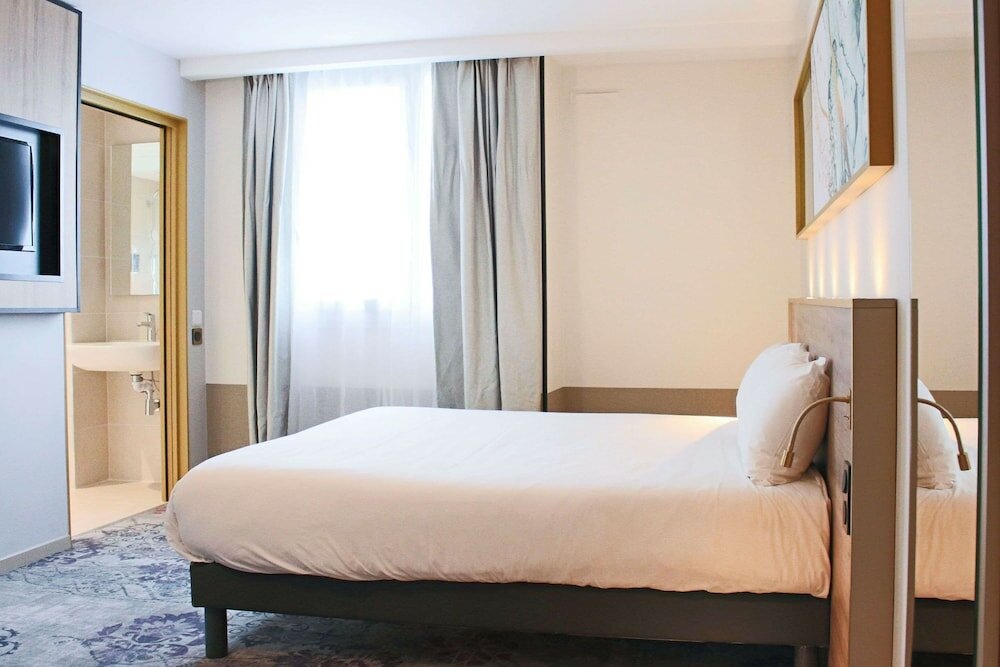 Фото Brit Hotel Bordeaux Aéroport - Le Soretel