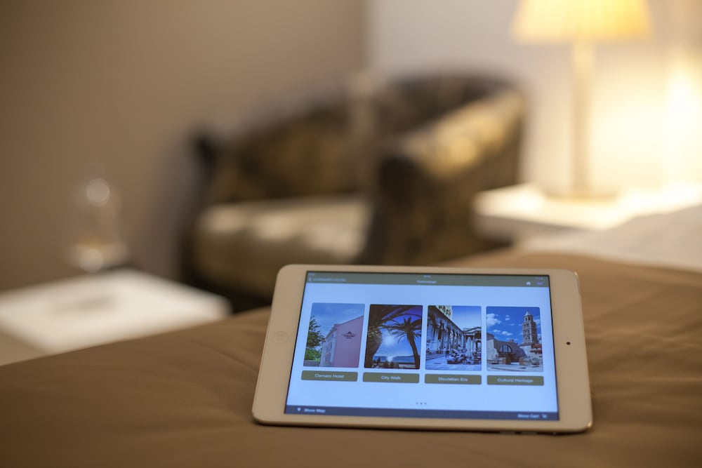 Фото Cornaro Hotel