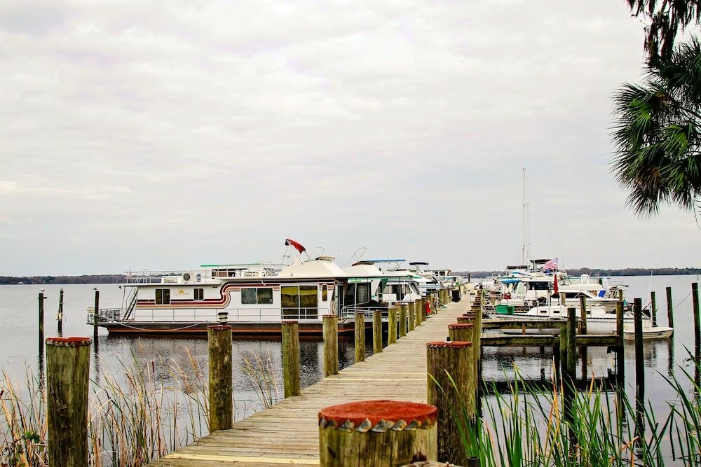 Фото 148000110889