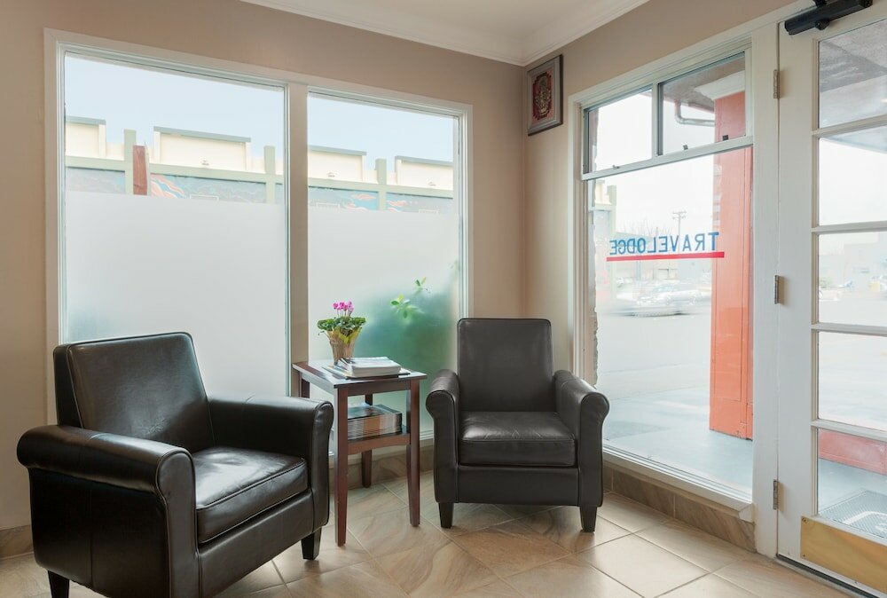 Фото Travelodge by Wyndham Eureka