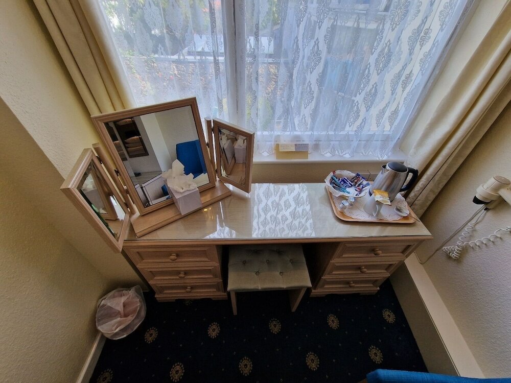 Фото Grange Lodge Hotel