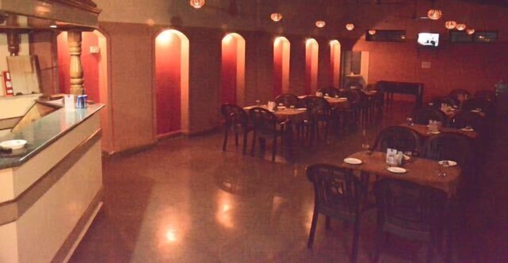 Фото Zip by Spree Hotel Raashi Farm