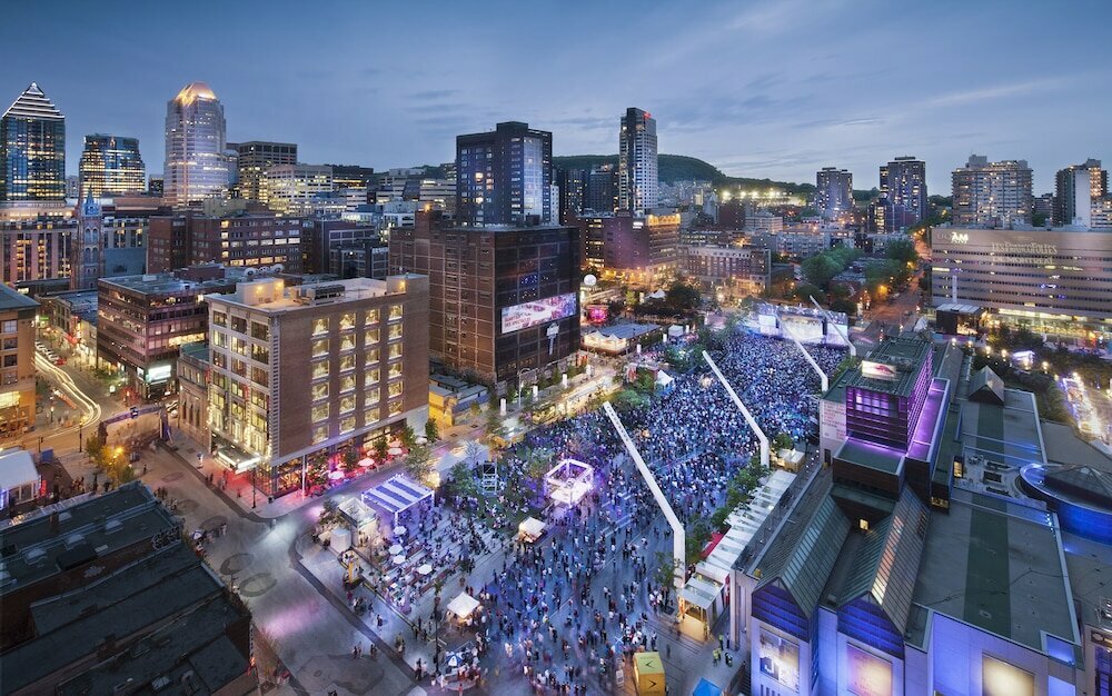 Hotel W Montreal, Montreal, photo