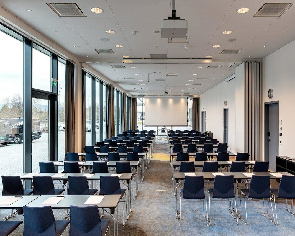 Фото Quality Hotel Pond