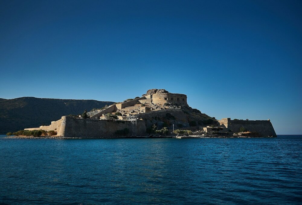 Фото Royal Marmin Bay Boutique & Art Hotel