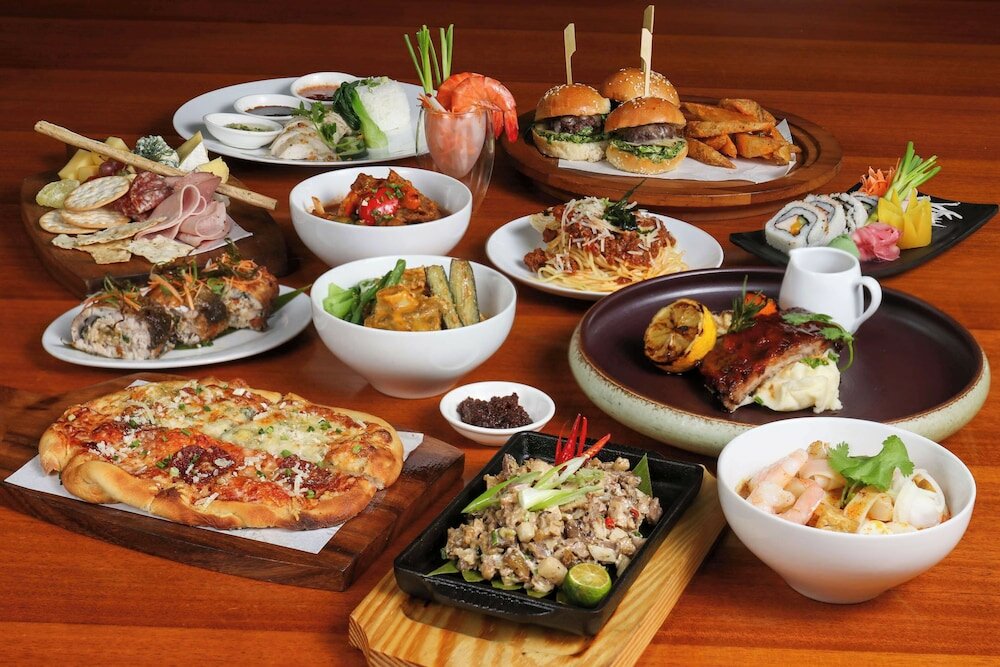 Фото Conrad Manila