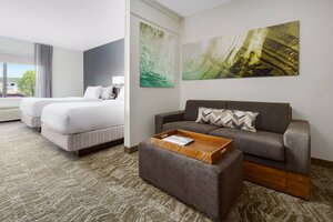 Гостиница SpringHill Suites Manchester-Boston Regional Airport