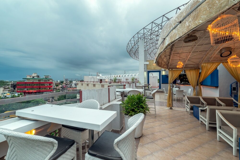 Фото Howard Plaza The Fern