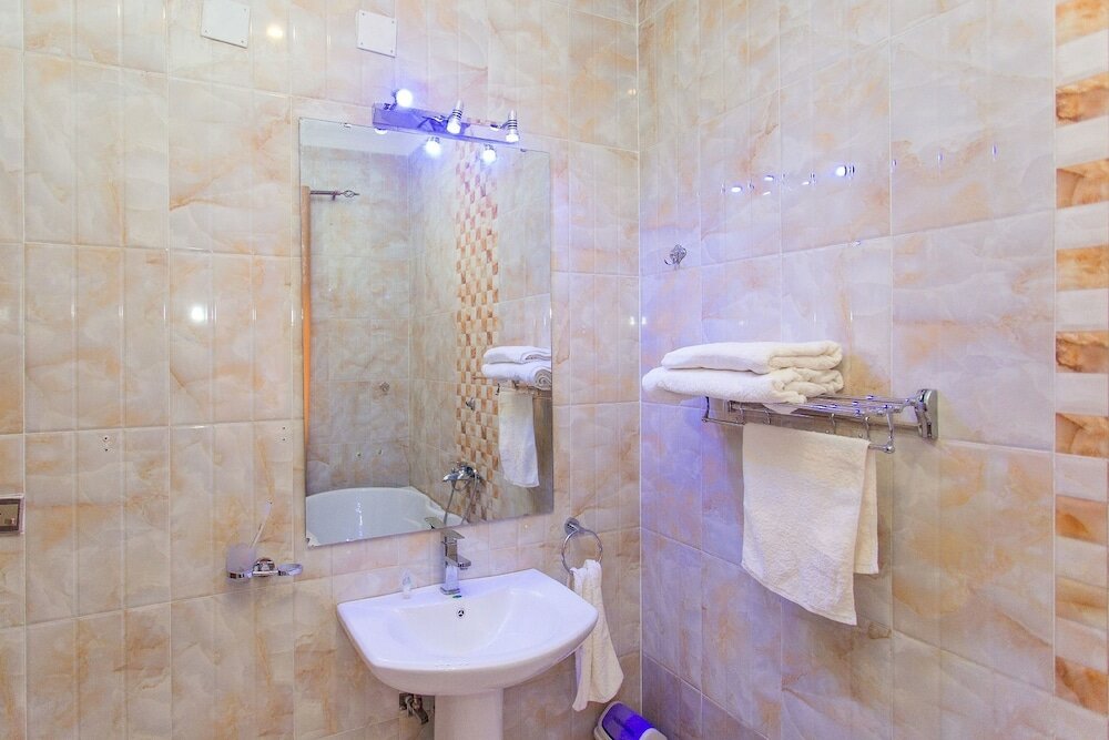 Фото N G Residence