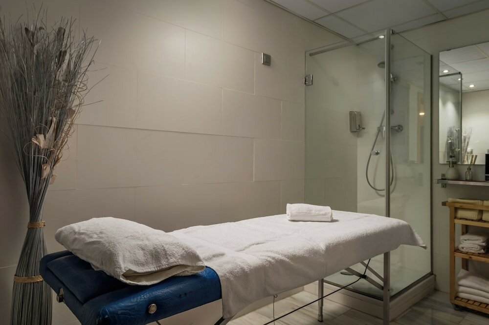 Фото Hotel Madanis