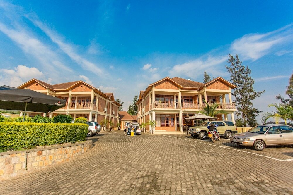 Фото Quiet Haven Hotel