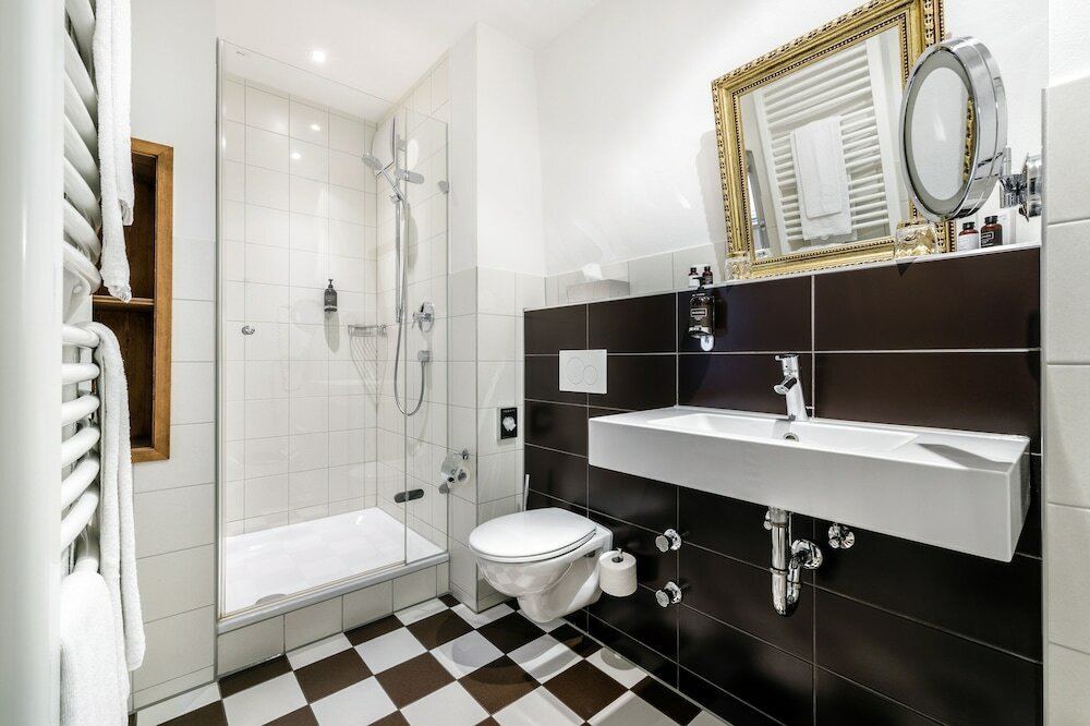 Фото Bohemian Hotel