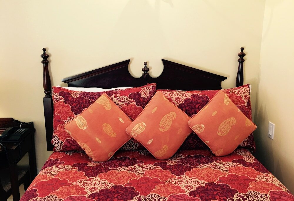 Фото Hotel Manoir Sherbrooke