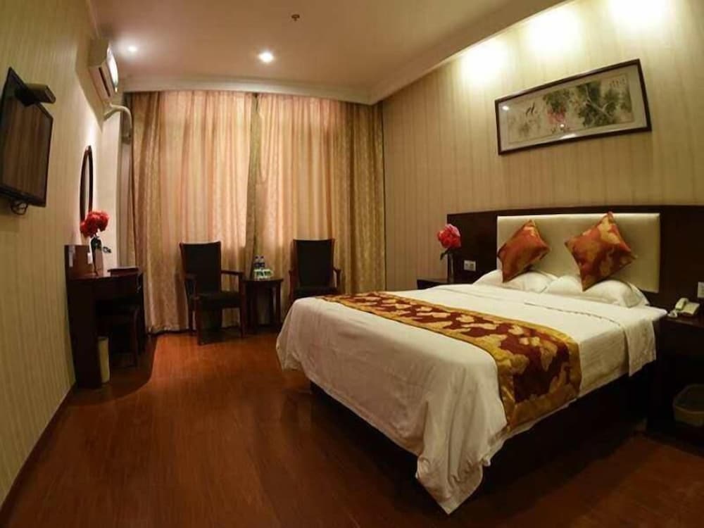 Фото Greentree Inn Suzhou Qimen North Street Likou Hotel