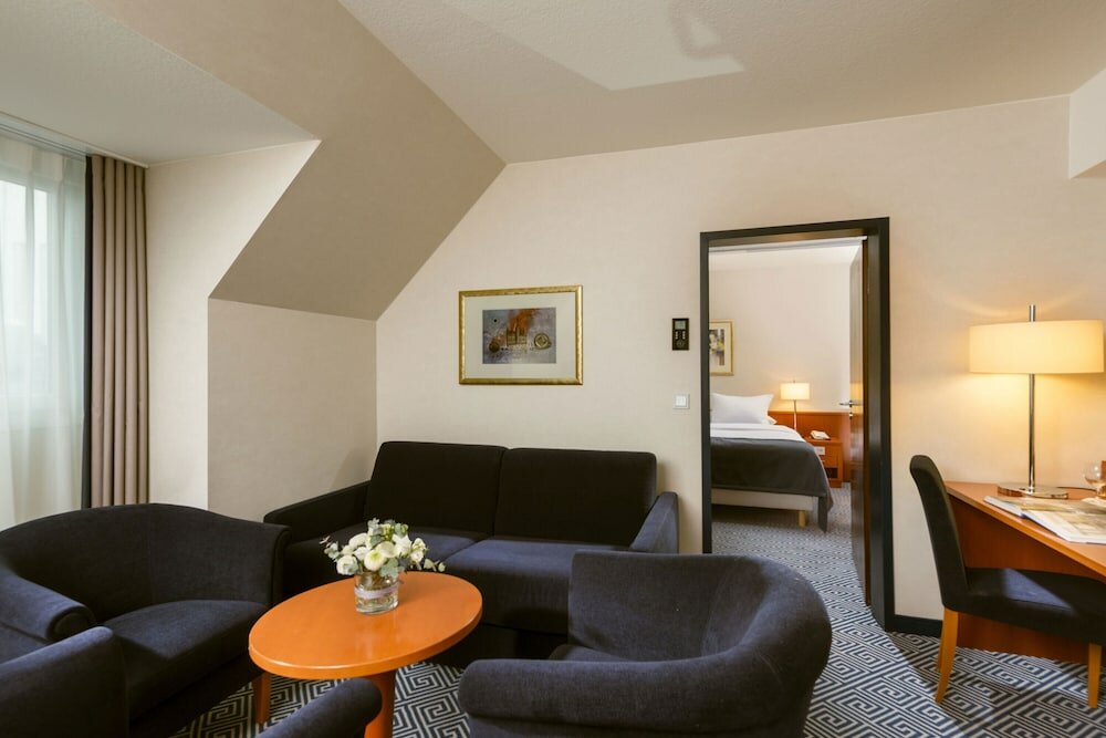 Фото Maritim Hotel Würzburg