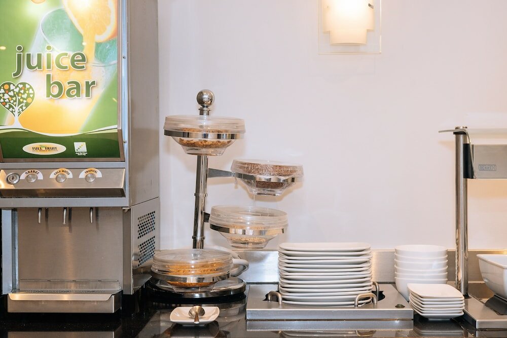 Фото The Premier Notting Hill