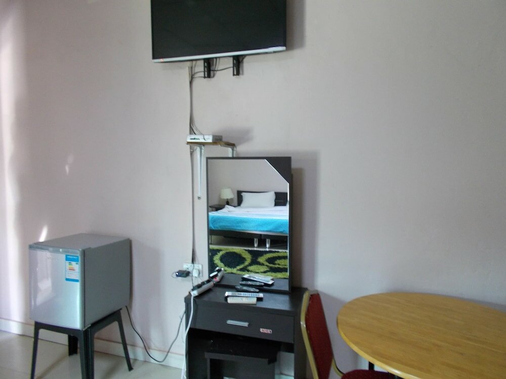 Фото Leget Lodges & Gardens