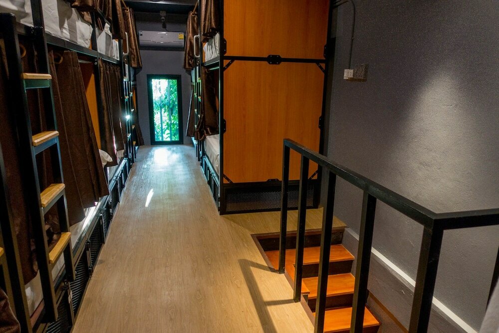 Фото Comfy Bed Hostel - Adults Only