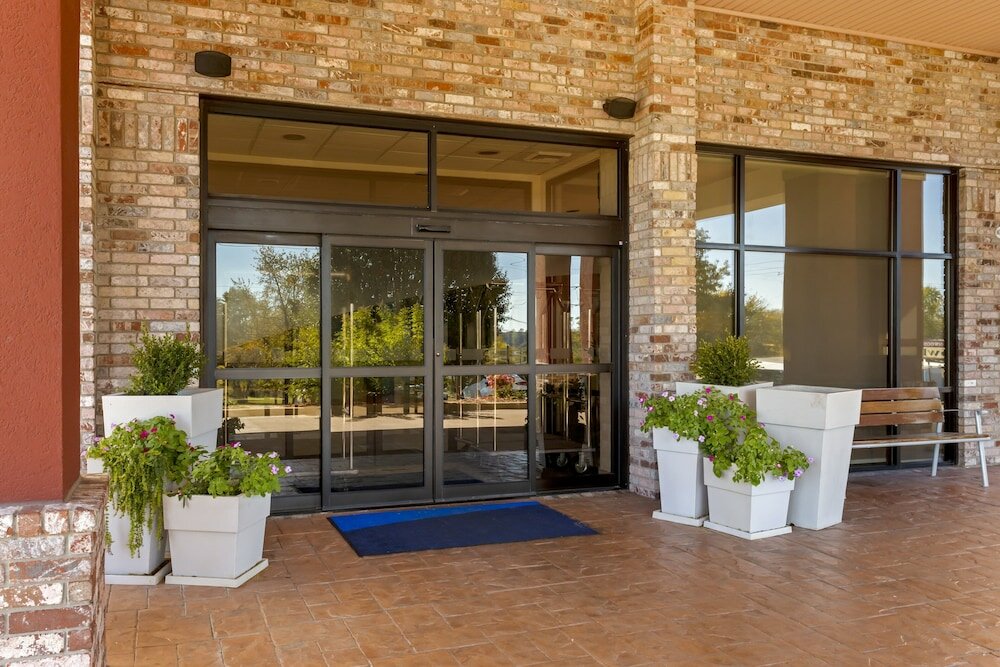 Фото Holiday Inn Express & Suites Harrison