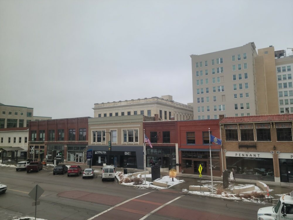 Фото Cyrus Hotel, Topeka, a Tribute Portfolio Hotel