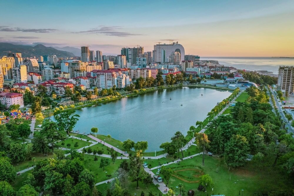 Фото Hotel Corner Inn