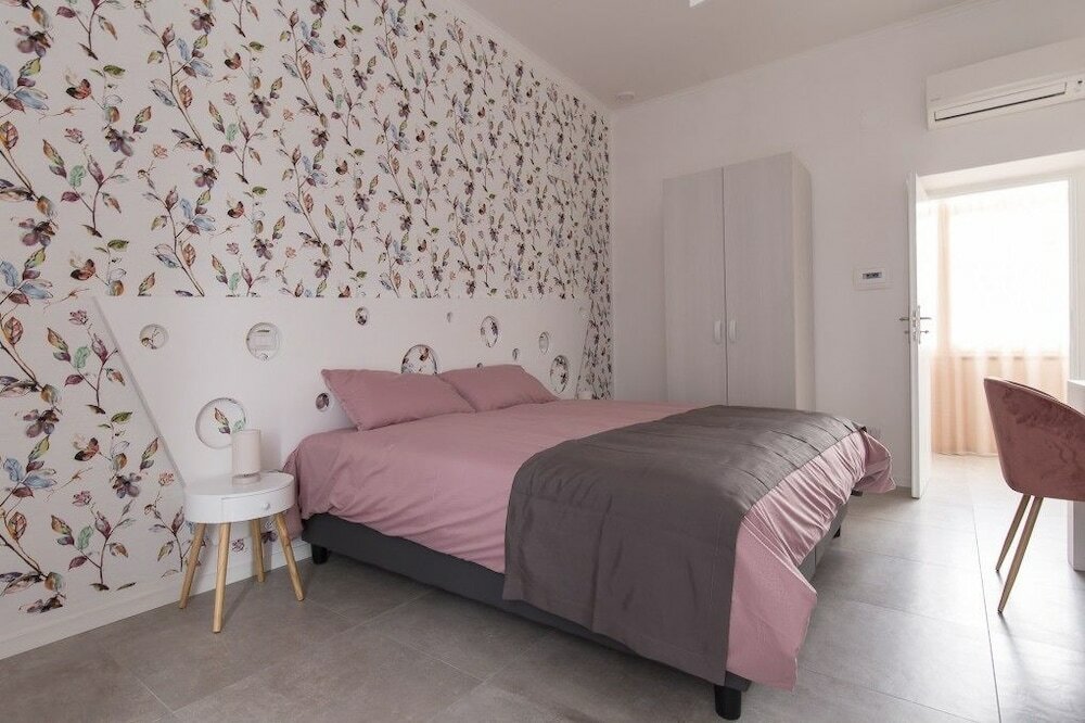 Фото B&b Napoli Centro