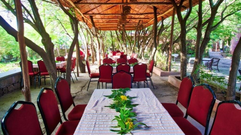 Фото Lal Hotel and SPA