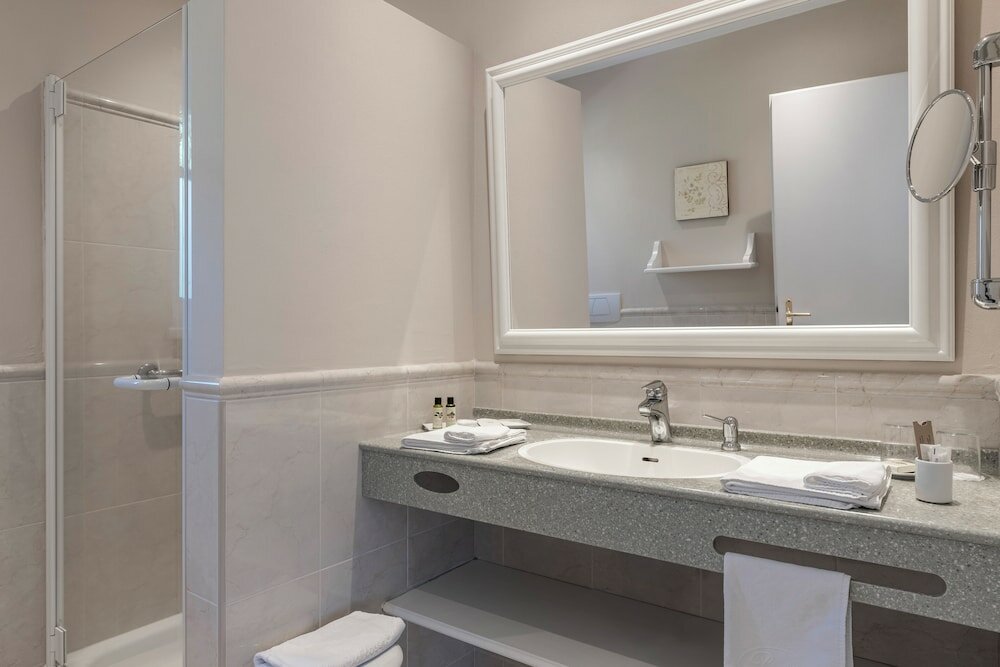 Фото Hotel Pienzenau am Schlosspark