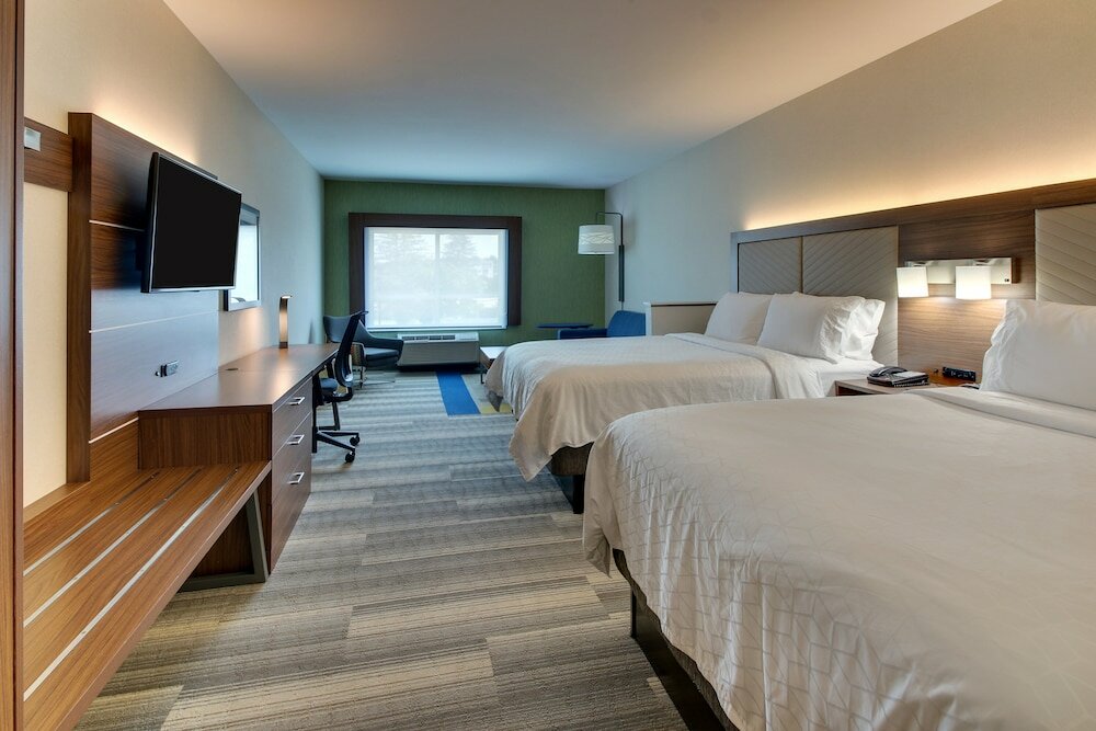 Фото Holiday Inn Express & Suites Ithaca, an Ihg Hotel
