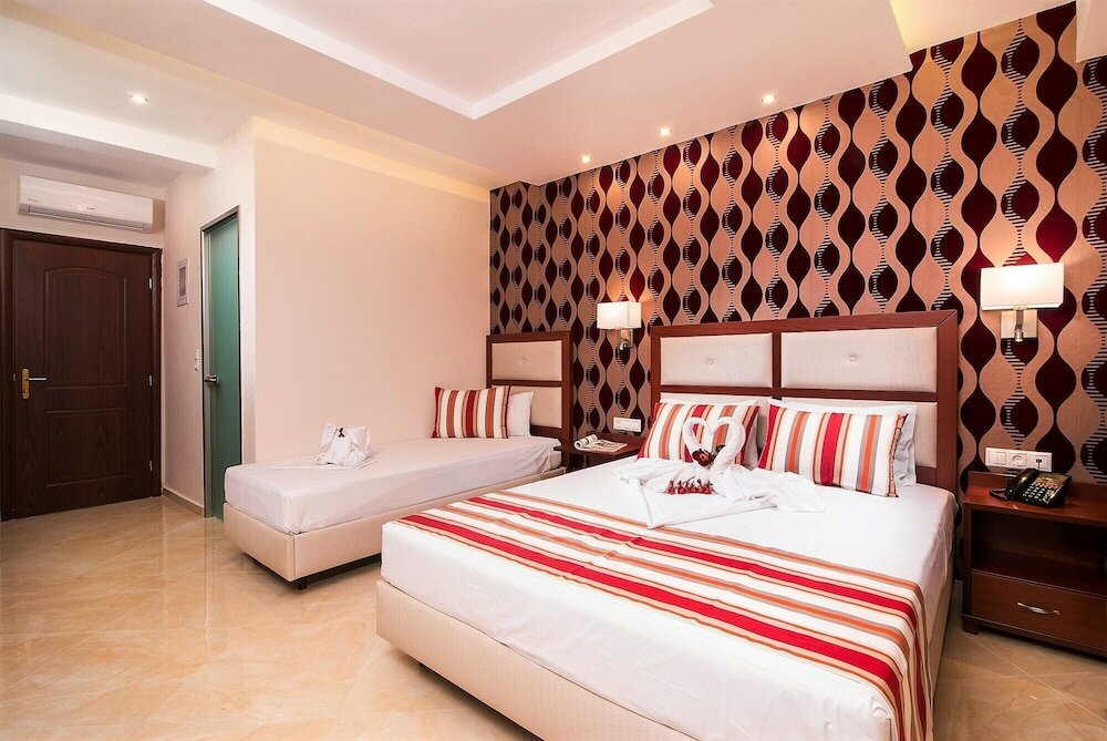 Фото Diamond Hotel